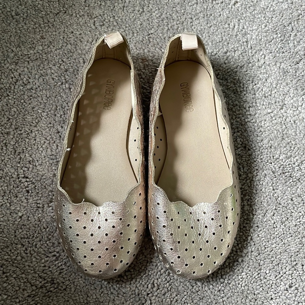 Girls gold ballet flats